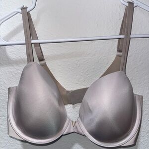 Victoria's Secret Light Pink Bra